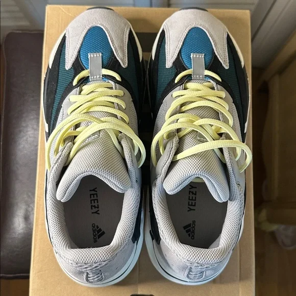 Adidas Yeezy Boost 700 Wave Runner… - Picture 9 of 10